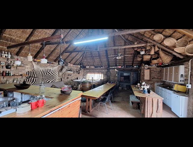 4 bed property for sale in CAPITAL PARK